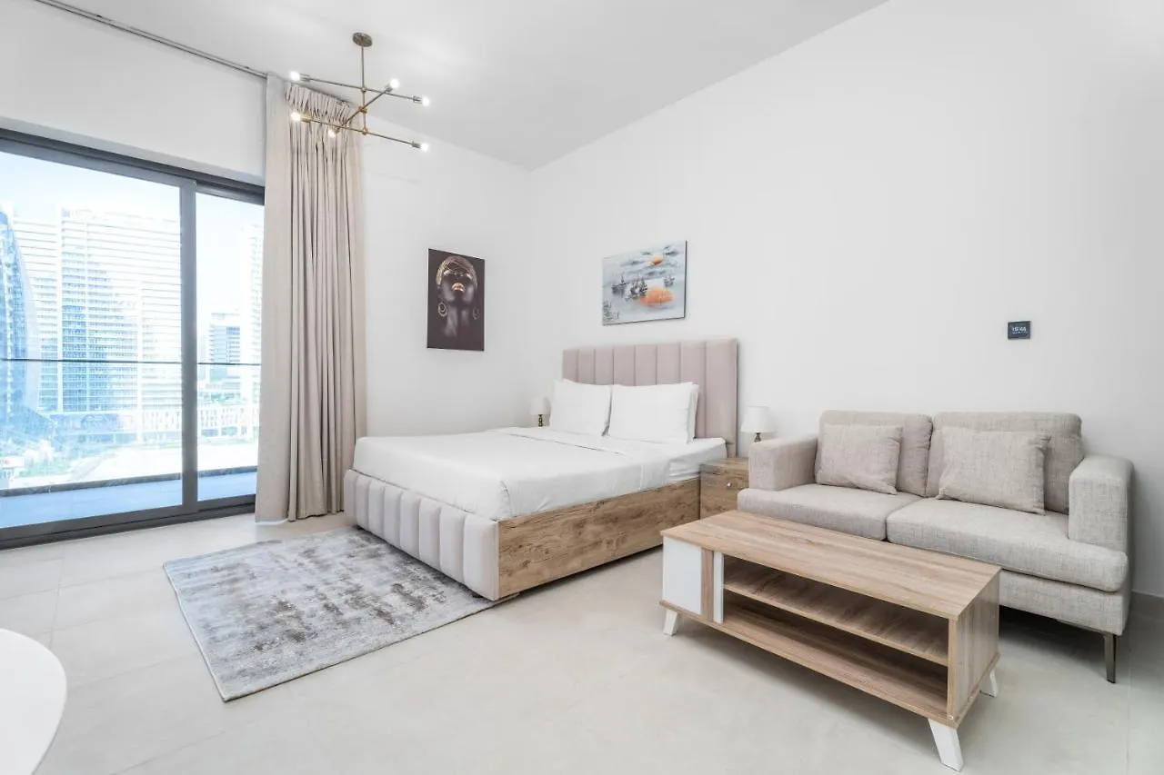 Apartment Aliving Stylish Studio Binghatti Canal View & Burj Khalifa Dubai United Arab Emirates